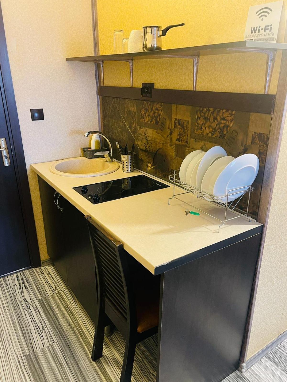 Urban Rez Suites Iasi Extérieur photo